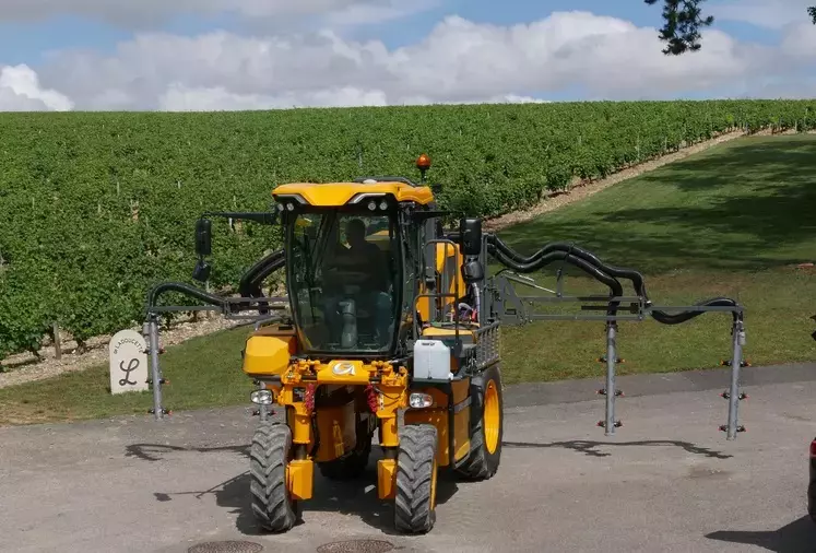 Tracteur enjambeur polyvalent GS4 de Grégoire