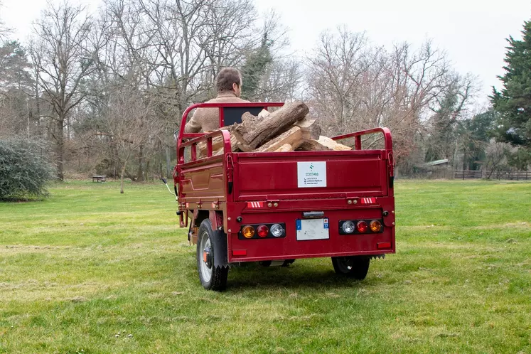 Le triporteur électrique SCHOT-Mob présente une charge utile de 350 kg.