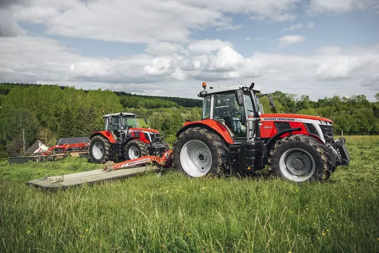 Le tracteur Massey Ferguson MF 7S.210 affiche une puissance de 220 ch avec le boost.