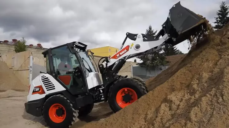 Bobcat chargeuse compacte articulée