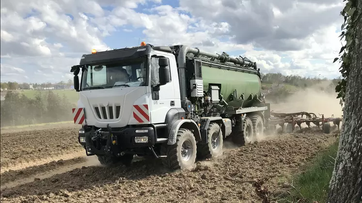 Camtrac Automoteur d'épandage Telegonflage Normair Réussir machinisme