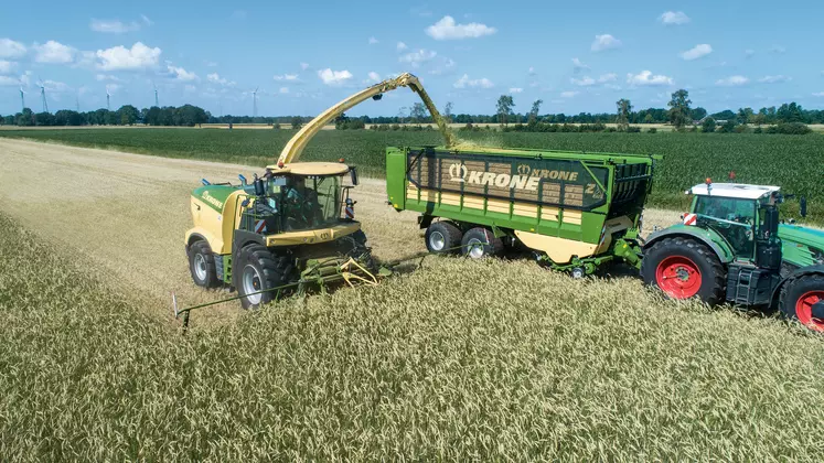 Les Big X 980 et 1080 de Krone complète l'offre d'ensileuses à gros canal. 
