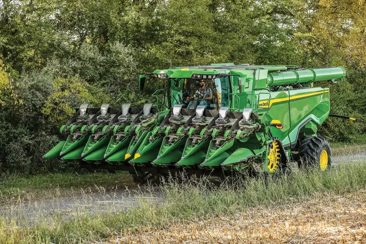 Chenilles moissonneuses-batteuses Réussir Machinisme 