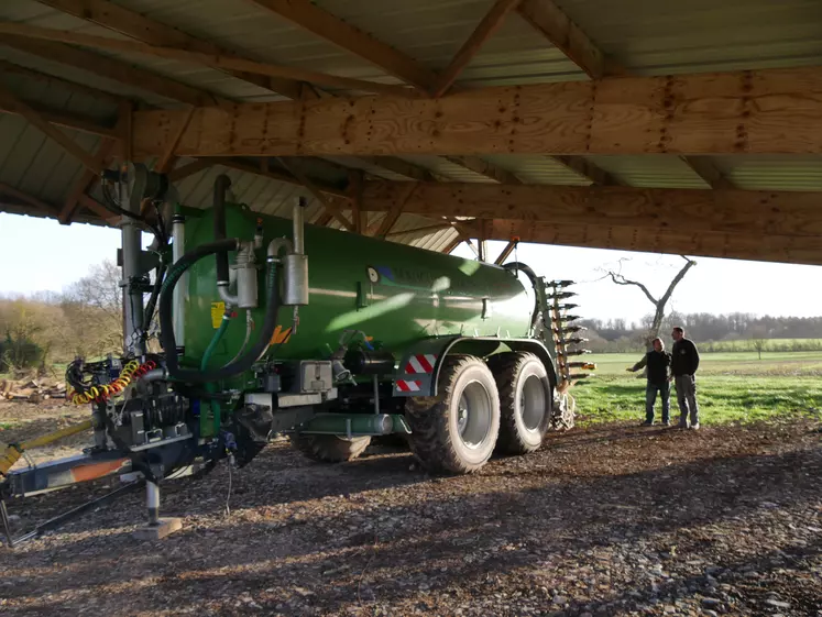 CUMA_RODIVEAU_TONNE_MAUGUIN_CITAGRI_INJECTEUR_VREDO