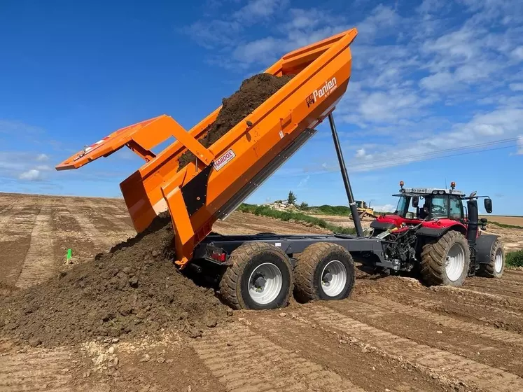 Panien lance une gamme de bennes TP à caisse ronde en acier Hardox.