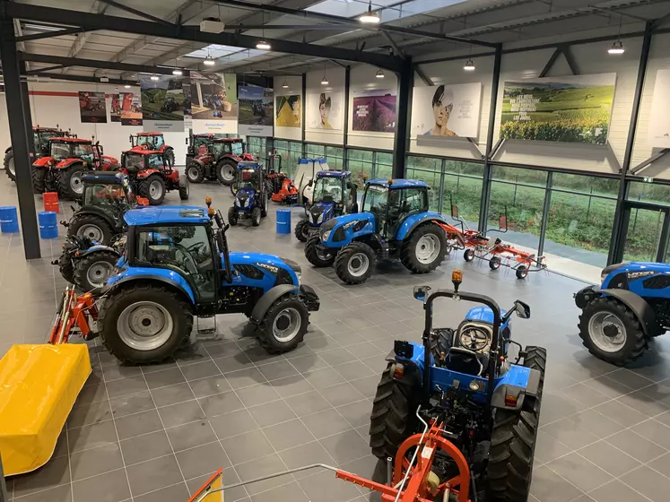 Showroom Argo Tractors France à Vaulx-Milieu en Isère