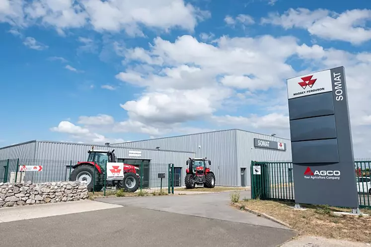 Concession Somat représentant les tracteurs Massey Ferguson, groupe Agco