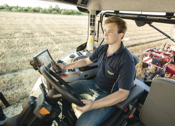 Le brevet professionnel "conducteur de machines agricoles" devrait répondre au besoin de main d'oeuvre qualifiée en agriculture