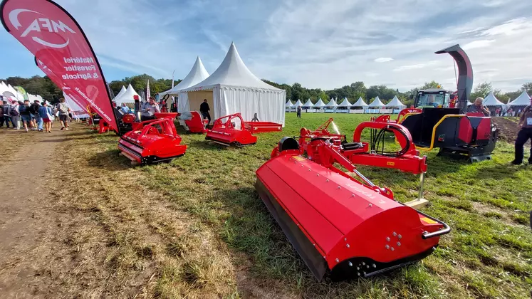 MFA distribue les deux marques slovènes Tehnos et Krpan sur le marché français.