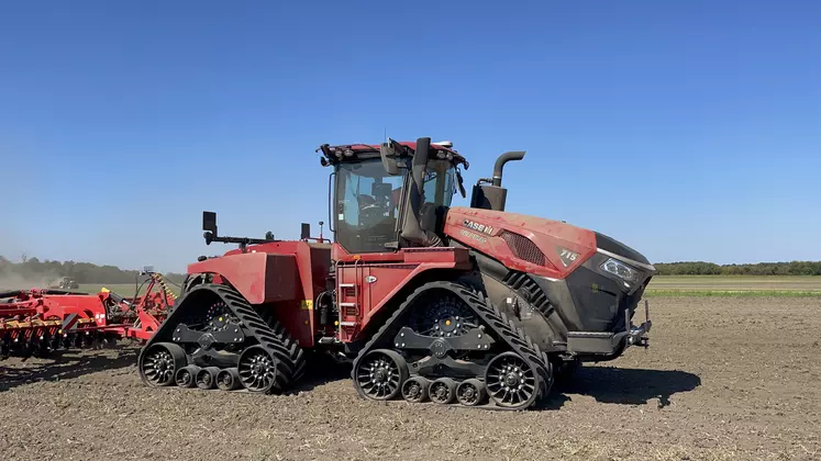 Tracteur articulé à chenilles Case IH Quadtrac 715