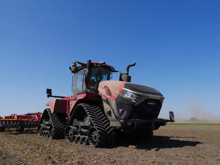 Tracteur articulé à chenilles Case IH Quadtrac 715