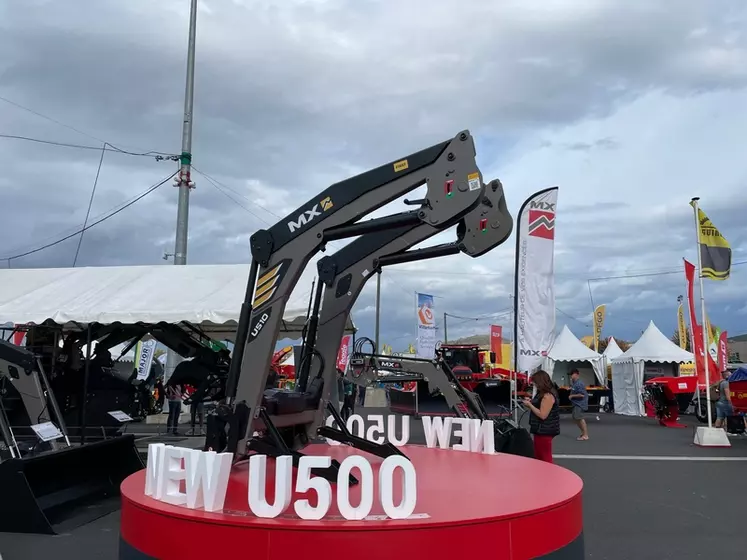 Les chargeurs frontaux MX de la série U500 remplacent les U400.
