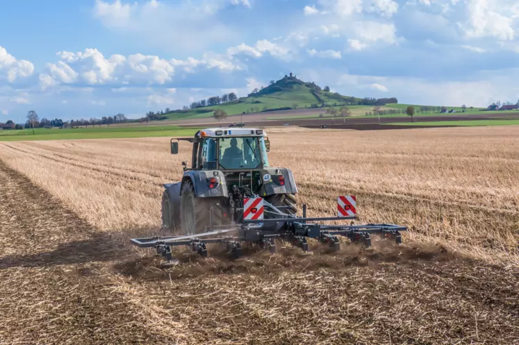 La solution de travail du sol superficiel GrindStar de Saphir s'est vu récompensée d'une médaille d'Argent à Agritechnica 2023. 