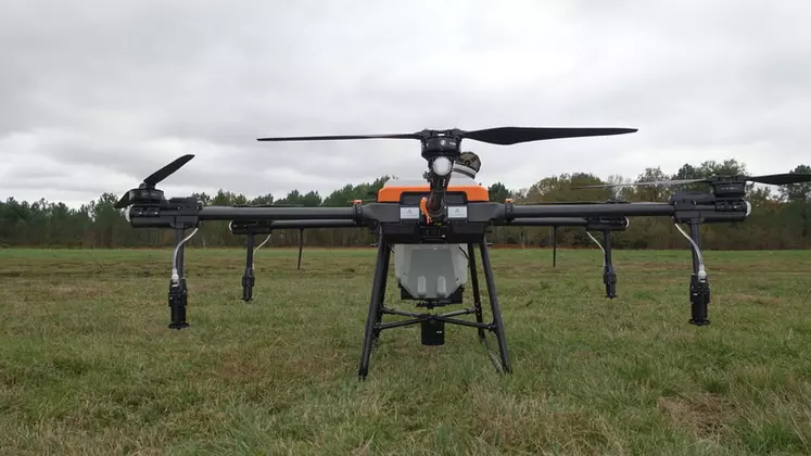 Drone AG100 d’Agrodrone