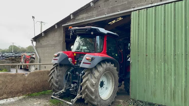 Tracteur Lindner Lintrac 115 LS avec chargeur frontal