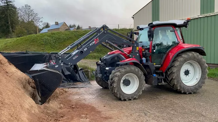  tracteur Lindner Lintrac 115 LS.