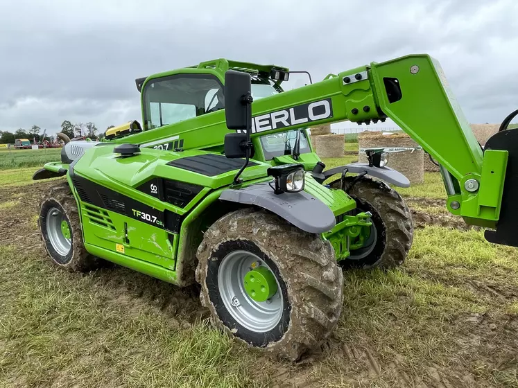 Chargeur télescopique Merlo Turbofarmer 30.7 au Salon de l'herbe 2024