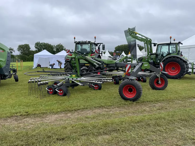 Andaineur Fendt Former C au Salon de l'herbe 2024