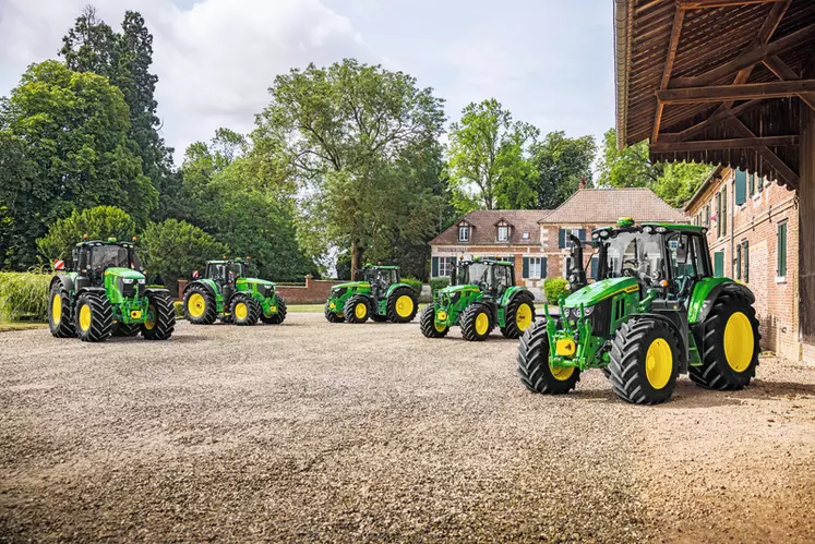 La famille de tracteurs John Deere 6M compte 5 empattements différents.