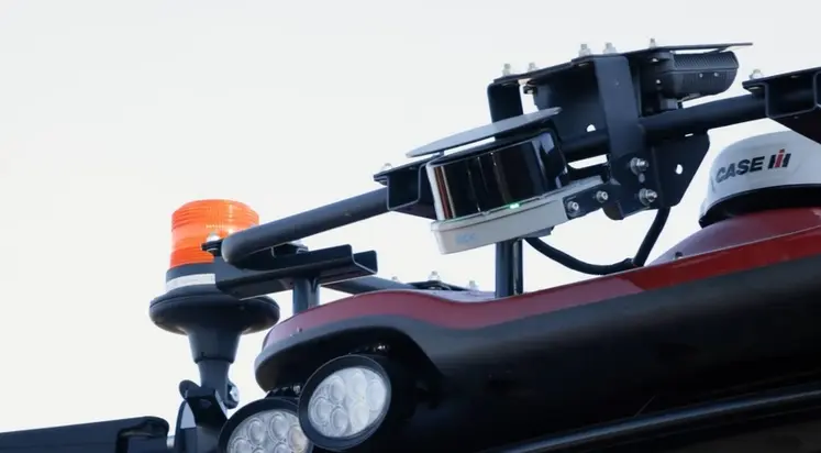 <em class="placeholder">Presse à balles cubiques Case IH Lidar</em>