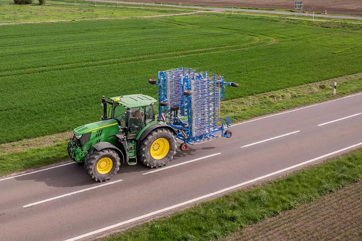 Herse étrille Thulit Lemken 12 mètres