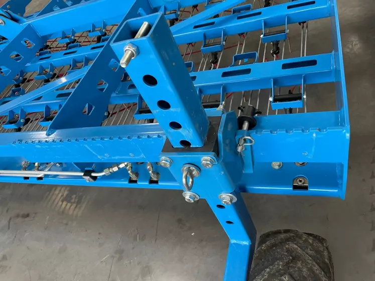 Herse étrille Thulit Lemken 12 mètres