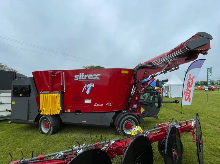 <em class="placeholder">Mélangeuse automotrice Sitrex au salon de l&#039;herbe 2024</em>