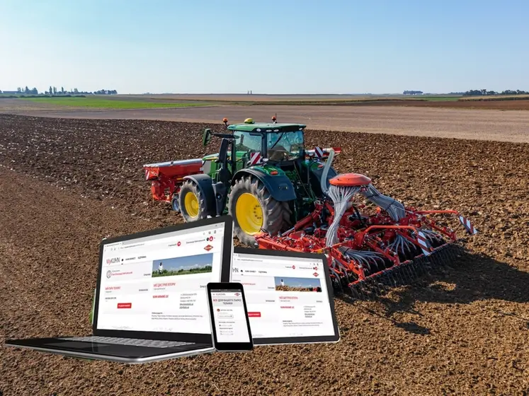 <em class="placeholder">Tracteur John Deere réalisant un chantier de semis avec du matériel Kuhn</em>