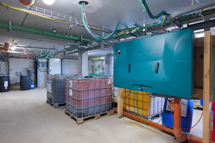 <em class="placeholder">Installation en sous-sol (Subway) des équipements de traite avec le robot de traite GEA DairyRobot R9650.</em>