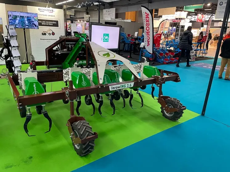 <em class="placeholder">Bineuse intelligente Farm-Ing InRowINGweeder au salon Sival importé par Stecomat</em>