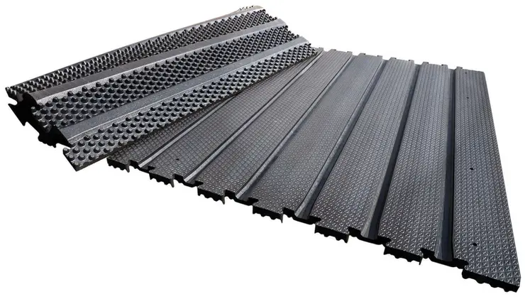 <em class="placeholder">
Vue du tapis drainant ProfiDrain de Kraiburg
</em>