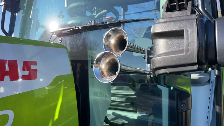 <em class="placeholder">Trompette sonore du pack Machine du Claas Arion 660 CMatic.</em>