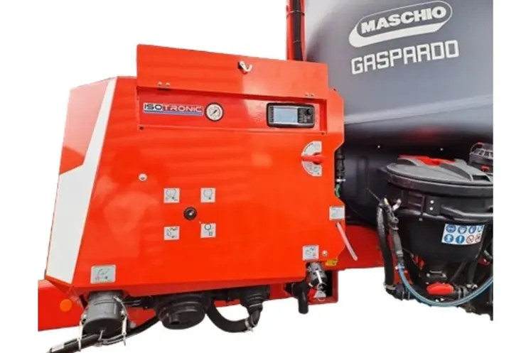 <em class="placeholder">Pulvérisateurs traînés Maschio Gaspardo Campo 36-65 Isotronic</em>