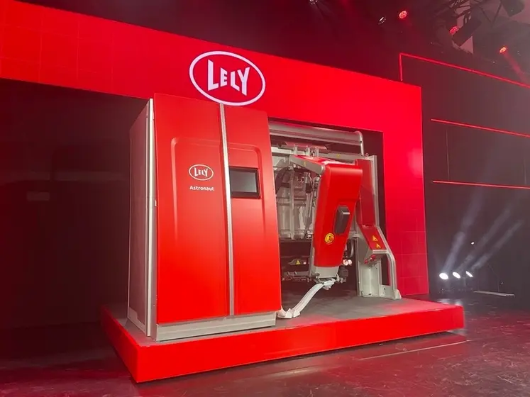 <em class="placeholder">Robot de traite Lely Astronaut A5 Next,</em>