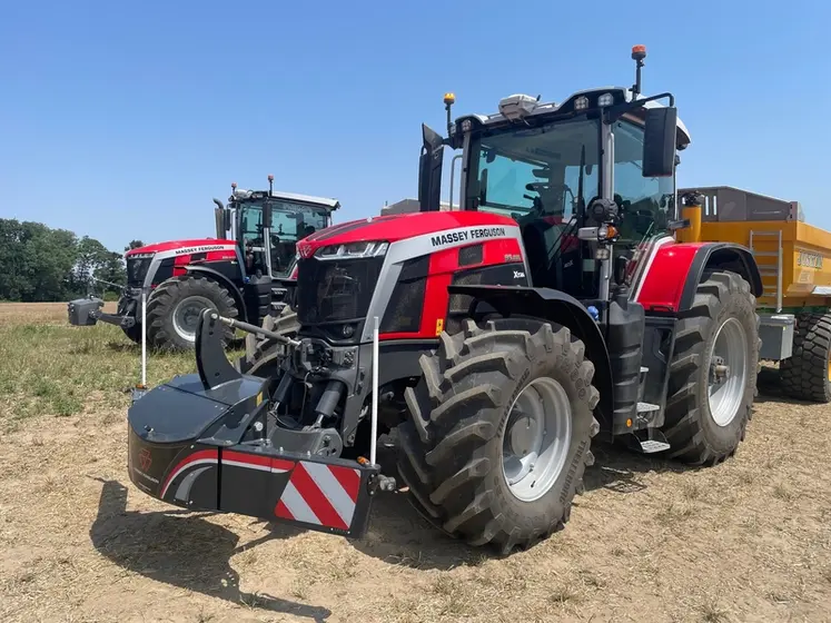 <em class="placeholder">Tracteurs Massey Ferguson MF 8S Xtra</em>