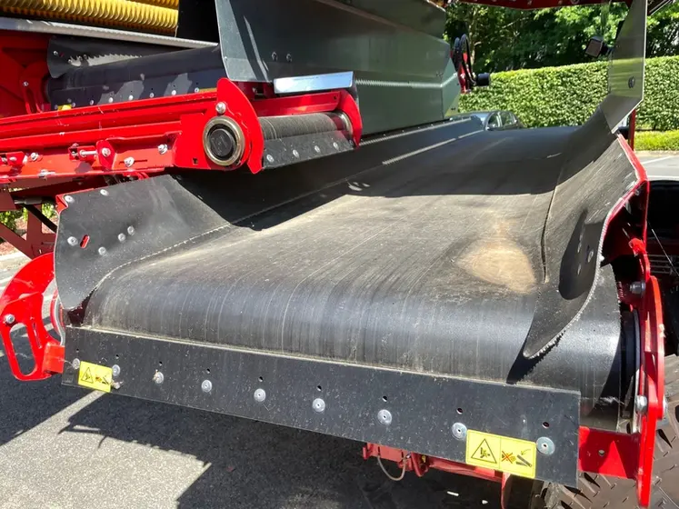 <em class="placeholder">Tapis de transfert des pommes de terre </em>