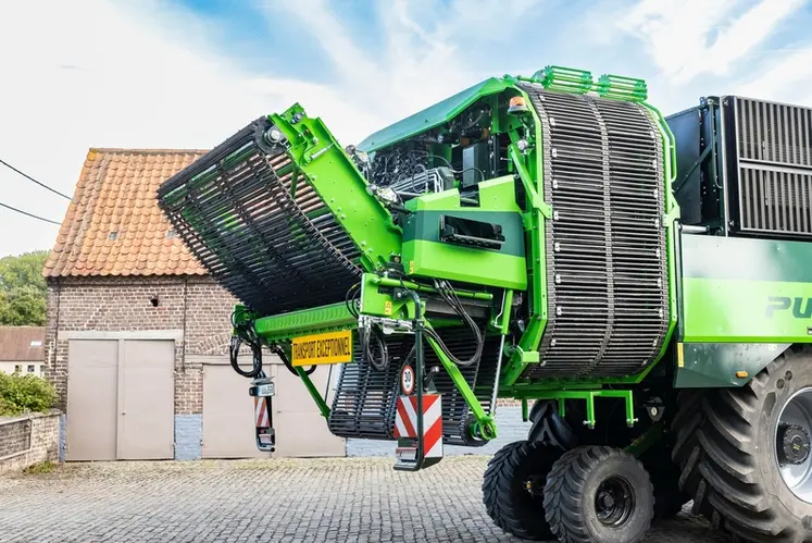 <em class="placeholder">arracheuse automotrice de pommes de terre AVR Puma 5 </em>