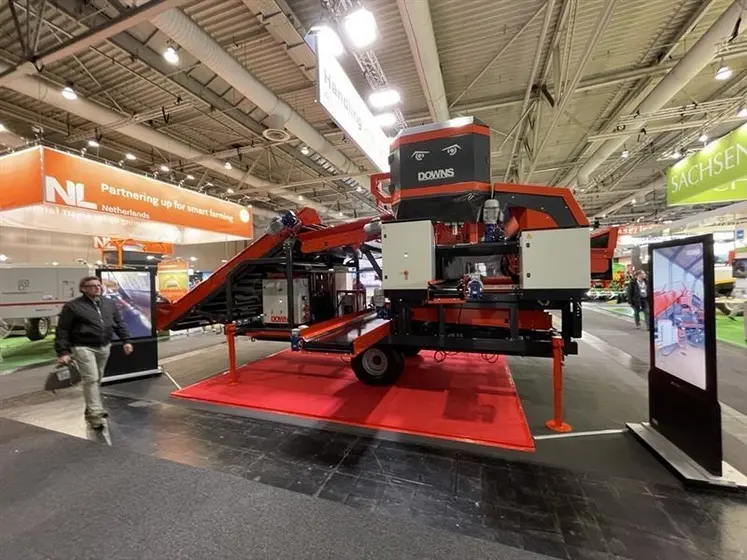 <em class="placeholder">Trieur optique Downs Cropvision Plus  au salon Agritechnica 2025</em>