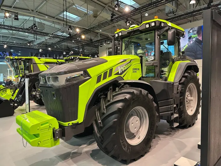 <em class="placeholder">Tracteur Zoomlion hybride de 350 ch au salon Agritechnica 2025</em>