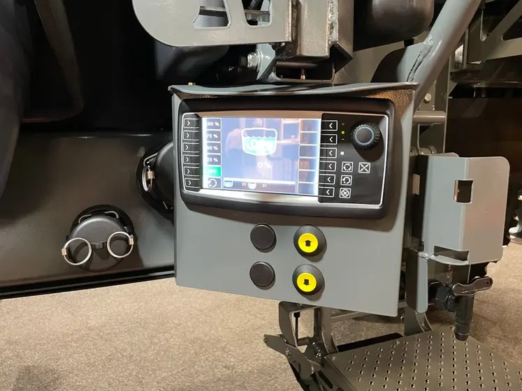 <em class="placeholder">Terminal pour l'incorporation du pulvérisateur automoteur Hardi Arex au salon Agritechnica 2025</em>