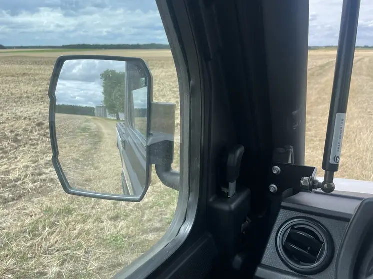 <em class="placeholder">Rétroviseur de SSV Aodes Workcross 1000 HVAC </em>