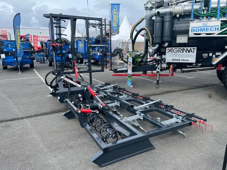 <em class="placeholder">Herse de prairie RS d’Agrimat au Space 2025 </em>