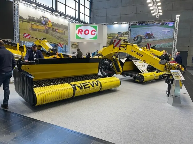 <em class="placeholder">Andaineur à tapis Roc ST 920</em>