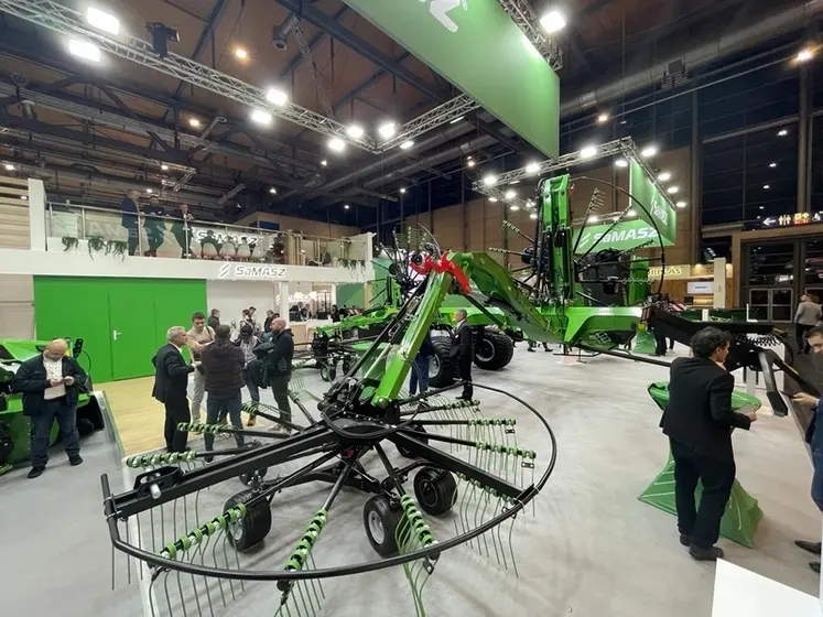 <em class="placeholder">Andaineur quatre rotors Samasz</em>