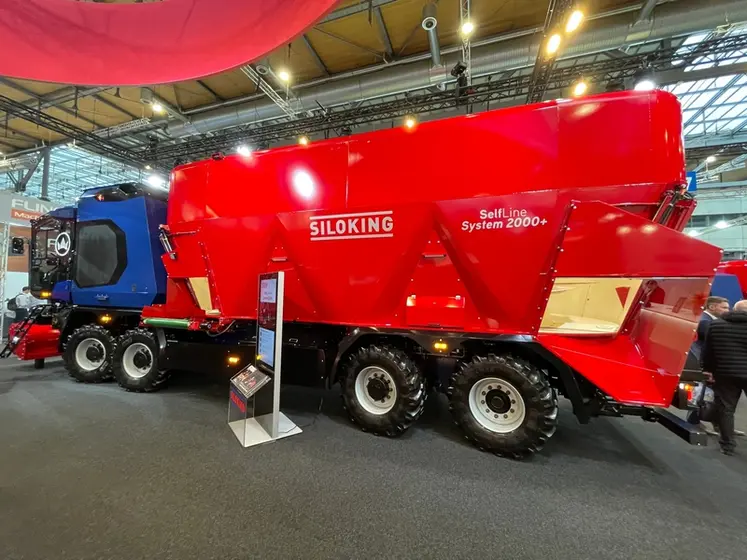 <em class="placeholder">Mélangeuse automotrice Siloking SelfLine 2000+</em>