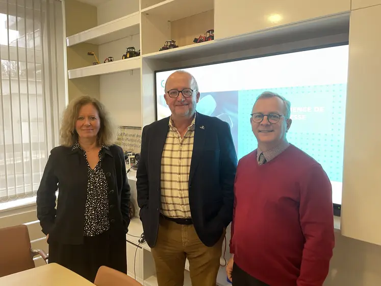 Sylvie Domenech, Stéphane Leblond et Étienne Webre, respectivement secrétaire général adjointe, président et délégué général du Sedima.