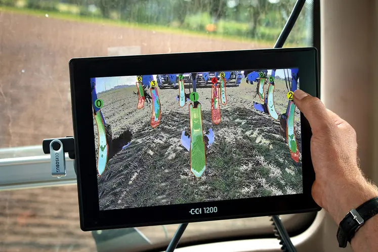 <em class="placeholder">IA analysant l'usure des socs sur un déchaumeur Karat Lemken</em>