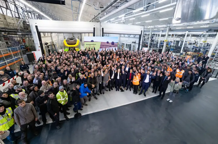 <em class="placeholder">Usine de production de presses Claas à Woippy (Moselle)</em>