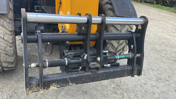 <em class="placeholder">Tablier porte-outil du chargeur télescopique Dieci Agri Max 50.8 Power X2 </em>