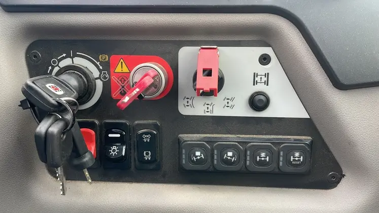 <em class="placeholder">Système de contrôle des mouvements aggravants du chargeur télescopique Dieci Agri Max 50.8 Power X2 </em>